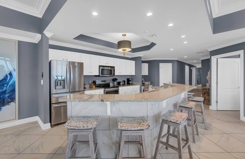Orange Beach Condo | Gulf Front Condo | Lazy River | Wrap-Around Balcony