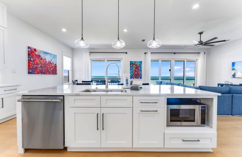 Treasure Beach Village House | Gulf Front, Private Pool, 5 BR Sleeps 14 Custom Built Home