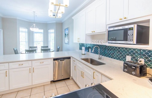 Gulf Place Condo | Gulf Place - Namastay 30A Stylish condo with deeded beach access!