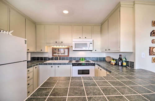 Surf Side Shores House | Gulf Shores Rental w/Large Porch - Walk to Beach