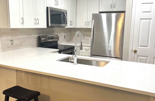 Avalon Beach Estates Condo | GULF VIEWS, SLEEPS 8, BEACH SERVICE INC!