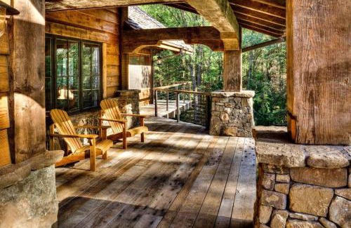 Lake Shore House | Gull Lakes Finest! Reclaimed Charm and Luxury