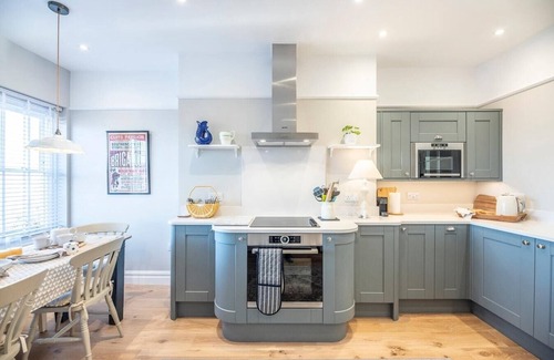 Felixstowe Apartment | Gulls' Nest, Felixstowe