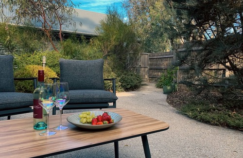 Dunkeld House | Gumtree Creek - A large architecturally designed, contemporary home in Dunkeld.