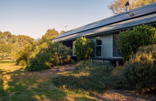 Dunkeld House | Gumtree Creek - A large architecturally designed, contemporary home in Dunkeld.