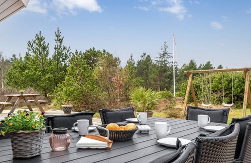 Blokhus House | "Gunborg" - 2.5km from the sea by Interhome