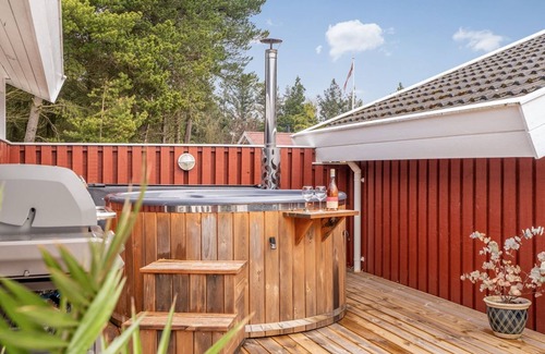 Blokhus House | "Gunborg" - 2.5km from the sea by Interhome