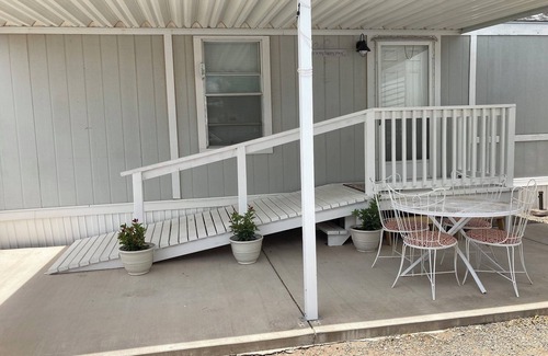 Elephant Butte House | Gurley's Happy Place! Quarter mile to main entrance of the Butte. Come Play!