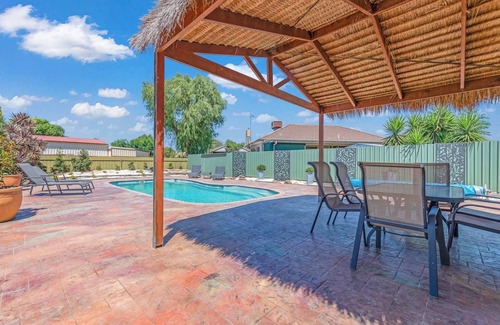 Moama House | Guthries Place - Echuca Holiday Homes
