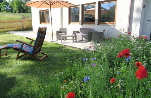 Arzberg Apartment | GutsGarten - High Quality Apartment in a 70.000 sqft park