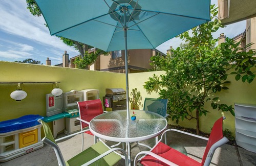 Hermosa Village House | /GVH2/Shortest Walk2Disney+Stylish+Wifi+Netflix+Parking+