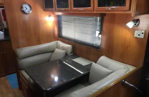 North Deep Creek Other | Gympie Luxury Caravan with ensuite bathroom