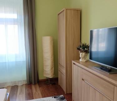 Mako Apartment | Hársfa apartman