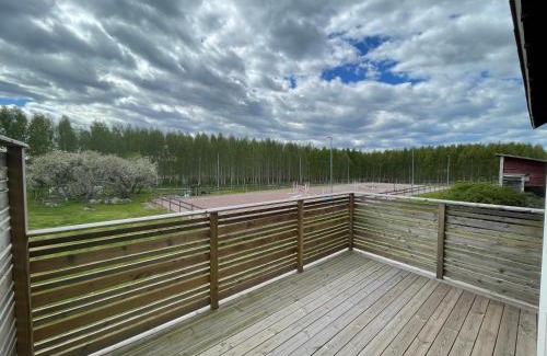 Rinkeby Apartment | Hälla 1 nära jönåkers golfbana