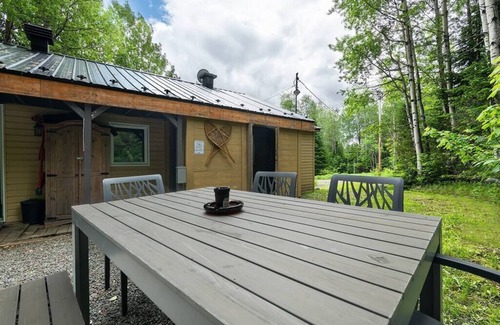 Saint-Tite-des-Caps Ski Chalet | Hôtel à la maison - CABAN 49, nature, forêt et spa