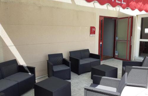 Barbezieux-Saint-Hilaire Hotel | Hôtel Bon Repos