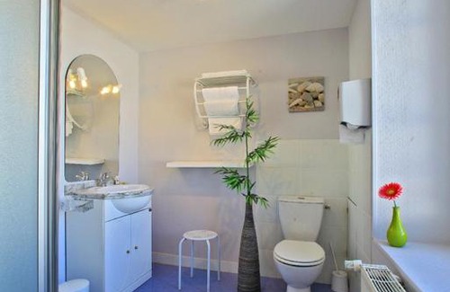 Rochefort Hotel | Hôtel Caravelle Contact Hôtel