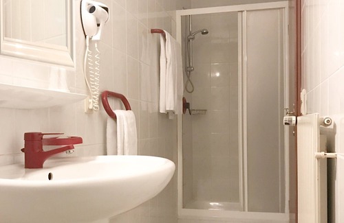 Bascharage Hotel | Hôtel Carpini