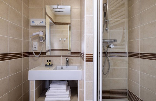 Lion-sur-Mer Hotel | Hôtel de Lion sur Mer