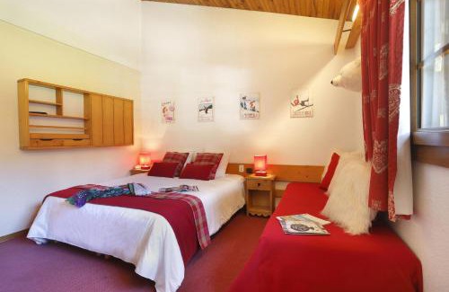 Les Avanchers-Valmorel Hotel | Hôtel du Bourg