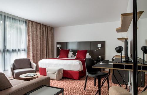 Meudon-la-Foret Hotel | Hôtel Forest Hill Meudon Velizy