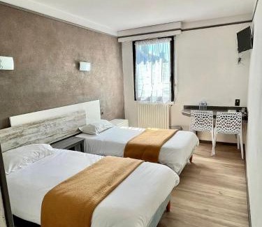 Mayenne Hotel | Hôtel La Tour des Anglais