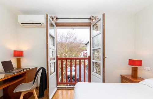 Sare Hotel | Hôtel Lastiry