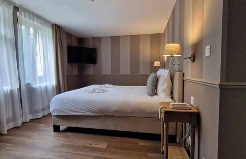 Lorcy Hotel | Hôtel Le Cor de Chasse