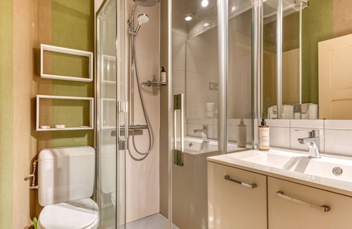 Lorcy Hotel | Hôtel Le Cor de Chasse