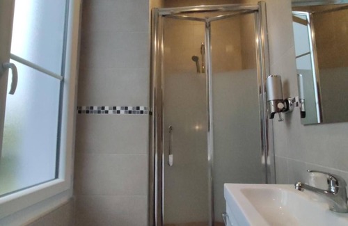 Mehun-sur-Yevre Hotel | Hôtel Le Dormeux