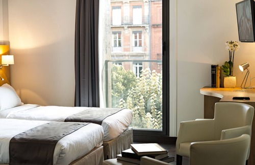 Carmes Hotel | Hôtel Le Père Léon