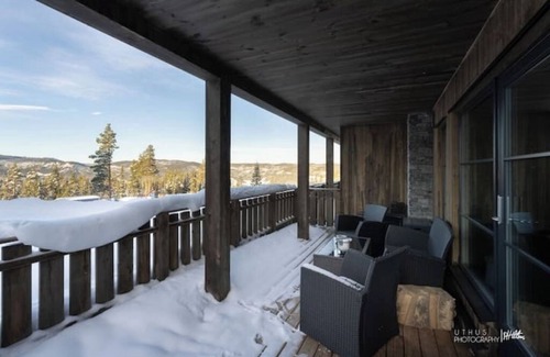 Nes Cabin | Høgebu - Modern apartment, ski inn/ski ut 30 m