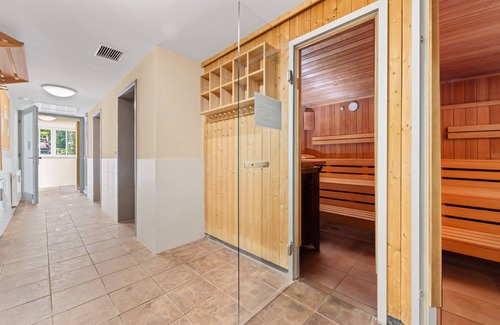Ostseebad Kuhlungsborn Apartment | Hübsche Ferienwohnung an der Ostsee mit Terrasse, Saunabereich und Pool im Haus!