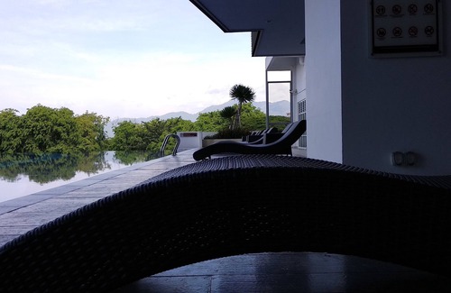 Taman Jubilee Apartment | H&A HOMESTAY Comfortable and Convenient for touring around Ipoh.