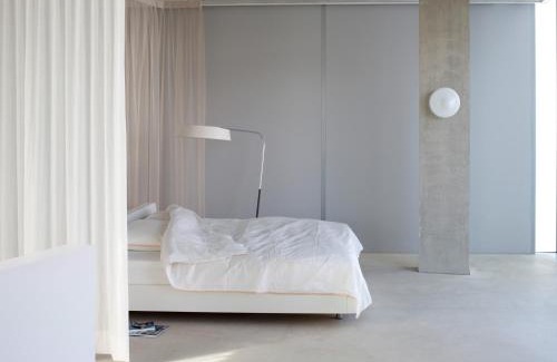 Vroendaal House | H-House Architectural Residence