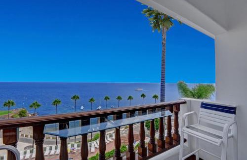 Avalon House | H155 - Hamilton Cove Villa 1-55