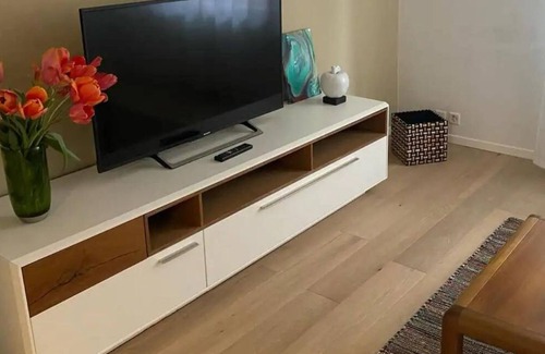 Sihlfeld Apartment | H2: A quite, modern and cozy apartment in Zurich