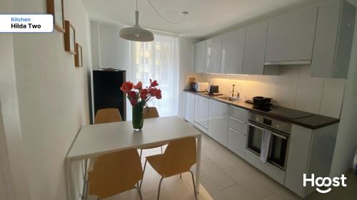 District 4 Apartment | H2 with 3,5 rooms, 2BR, living room and kitchen, central and quite