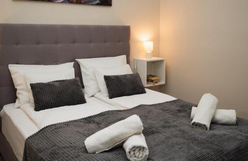 Pecs Apartment | H30 Apartman