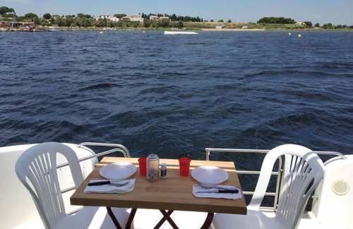 Beziers Boat Rental | Habitable boat with terrace with panoramic view of the Canal du Midi