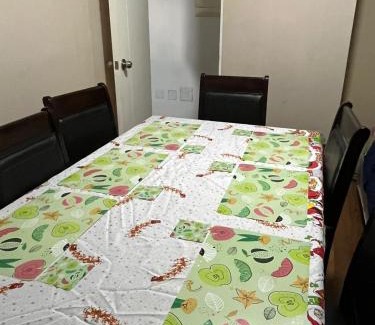 Pueblo Libre House | Habitación con cama matrimonial en dpto tipo roomie
