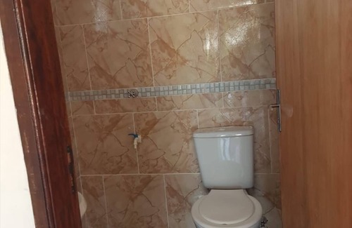 Encarnacion Apartment | Habitación en Alquiler en el Centro de Encarnación con Baño Privado. Wifi Aire