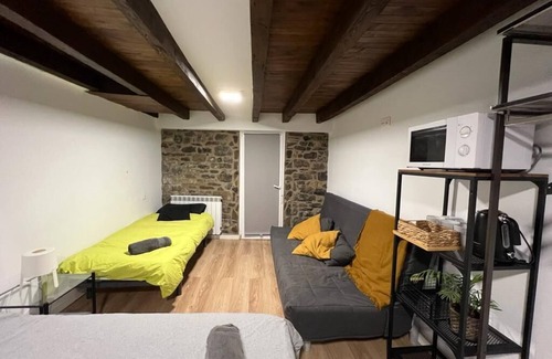 Biescas House | Habitación Para 5 Personas en Centro de Biescas