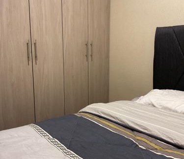 Santiago de Surco House | Habitación privada con baño exclusivo cerca a Chacarilla de Surco