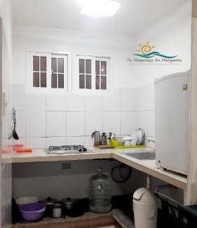 Margarita Island Other | Habitación Triple Equipada, Posada Villa Mayo a 5 minutos de Playa Parguito