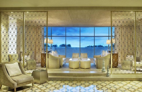 Sheikh Zayed Road Resort | Habtoor Grand Resort Club Oceanfront Junior Suite