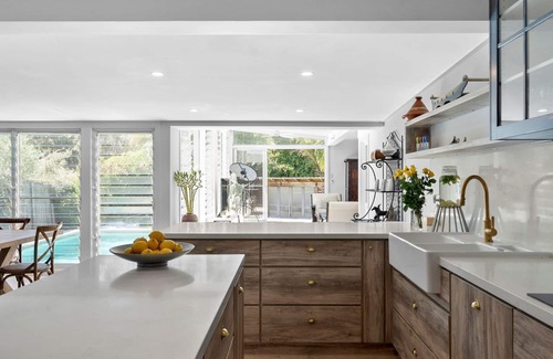 Avalon Beach House | Hachi - a beautiful home right near the Ocean
