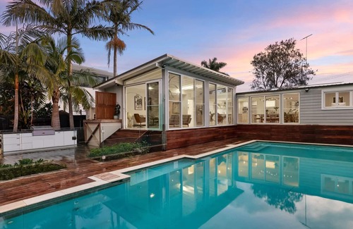 Avalon Beach House | Hachi - a beautiful home right near the Ocean