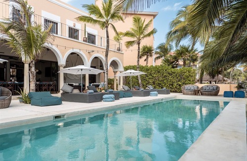 Puerto Aventuras Villa | Hacienda Del Mar | 4 to 15 Suites | Puerto Aventuras