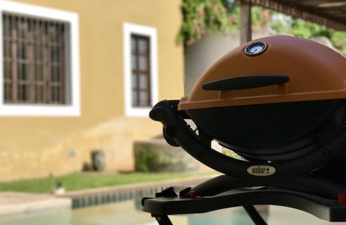 Barrio de Santiago House | ★Hacienda Style★ Friends & Family oriented ♥Pool♥ BBQ, Netflix, Free Parking, AC